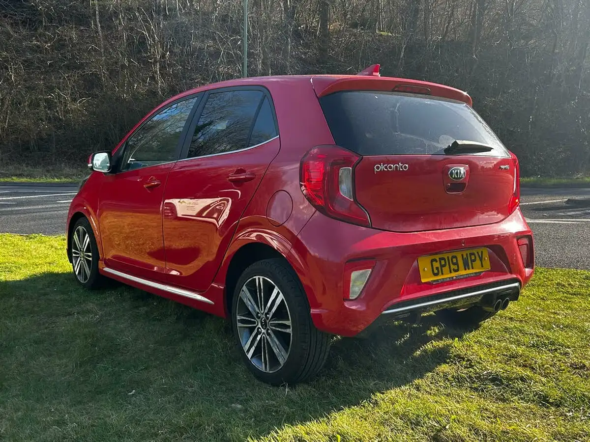 2019-kia-picanto-125-gt-line-big-4