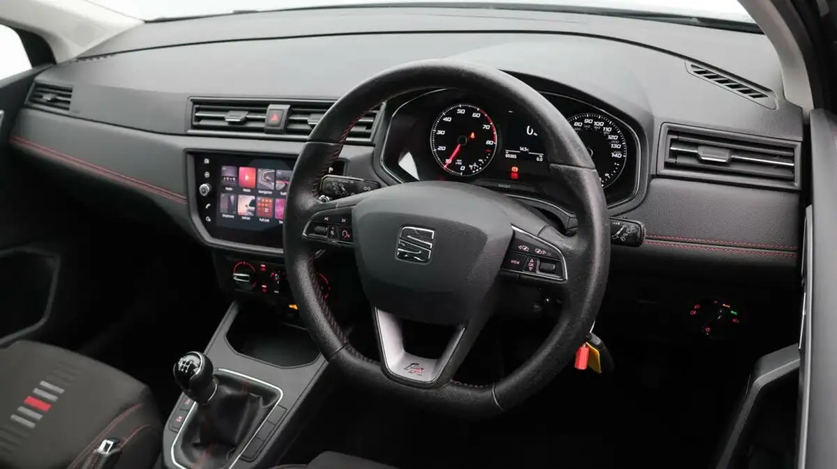 2020-seat-ibiza-10-tsi-fr-115ps-big-9