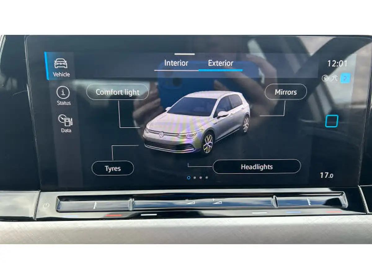 2023-volkswagen-golf-20tdi-life-hatchback-dsg-big-35