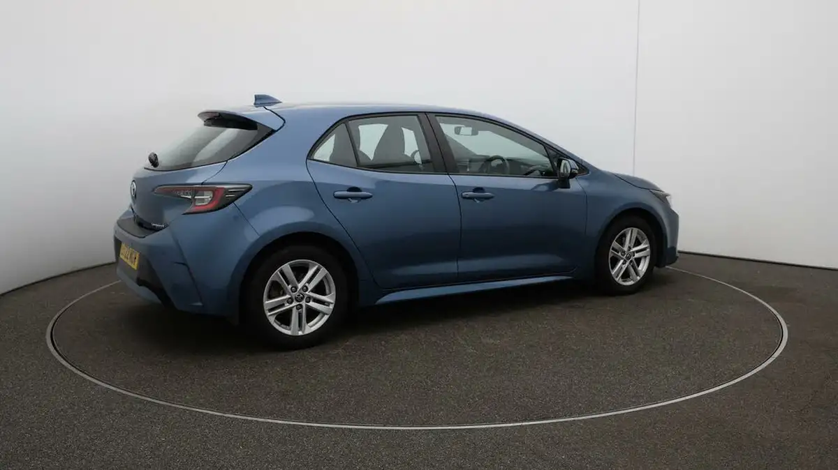 2022-toyota-corolla-18-vvt-i-icon-120bhp-trk-hatchback-5d-big-46