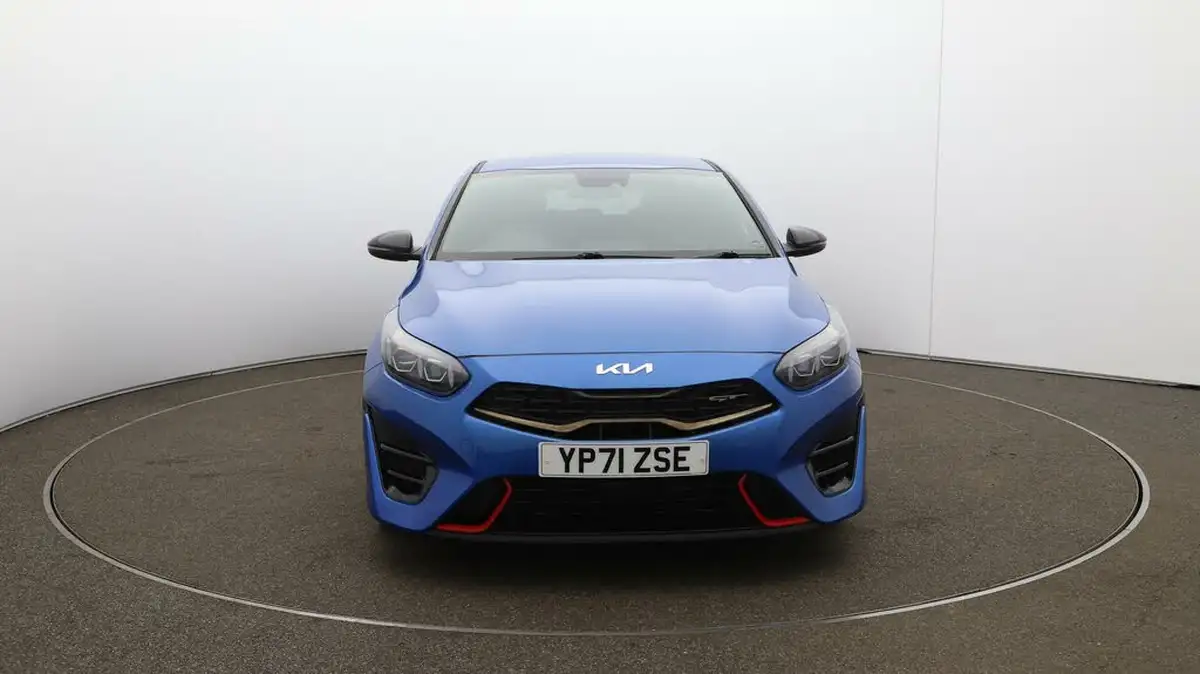 2022-kia-pro-ceed-16-t-gdi-gt-big-36