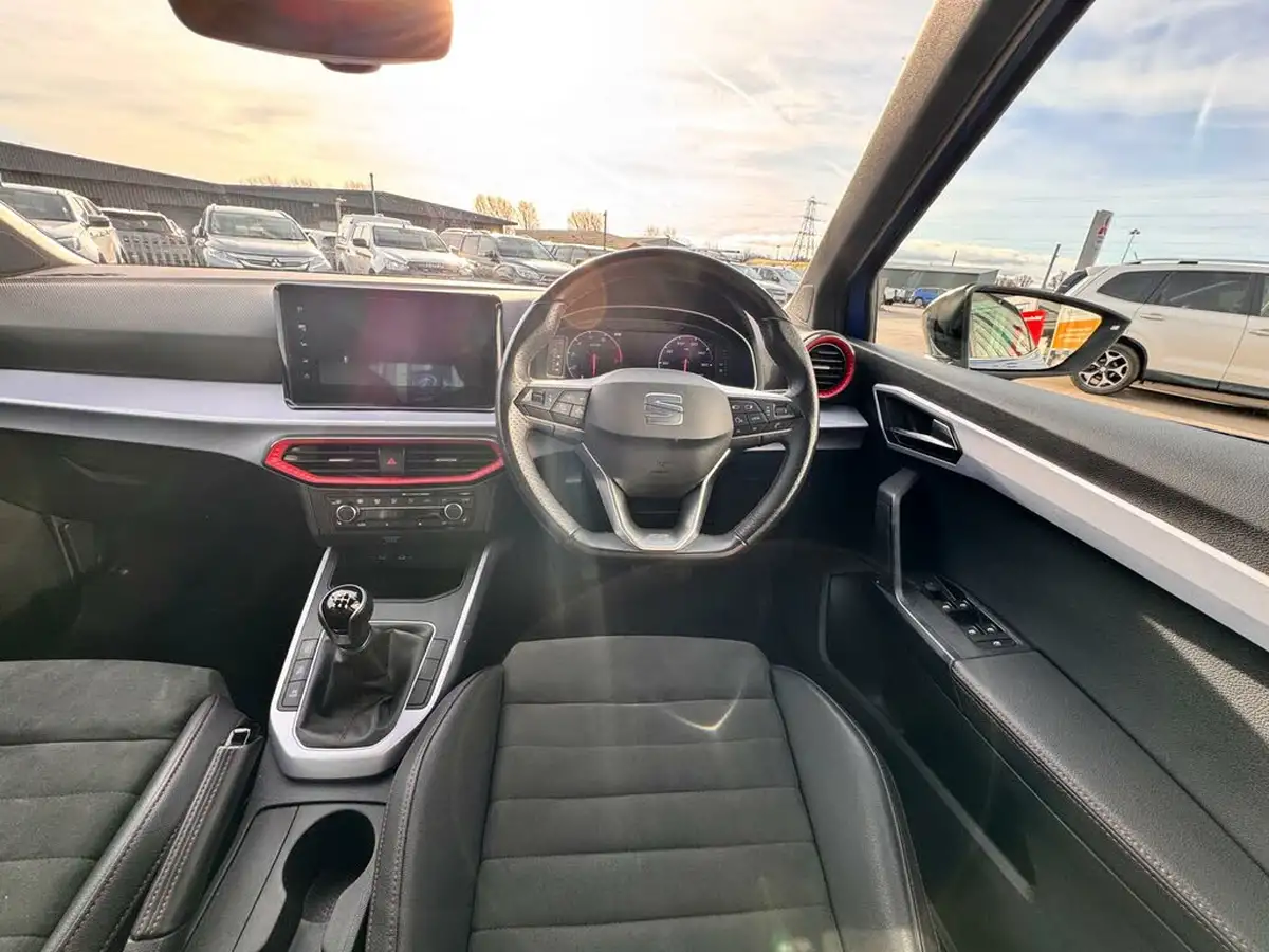 2023-seat-arona-10-tsi-fr-sport-big-11