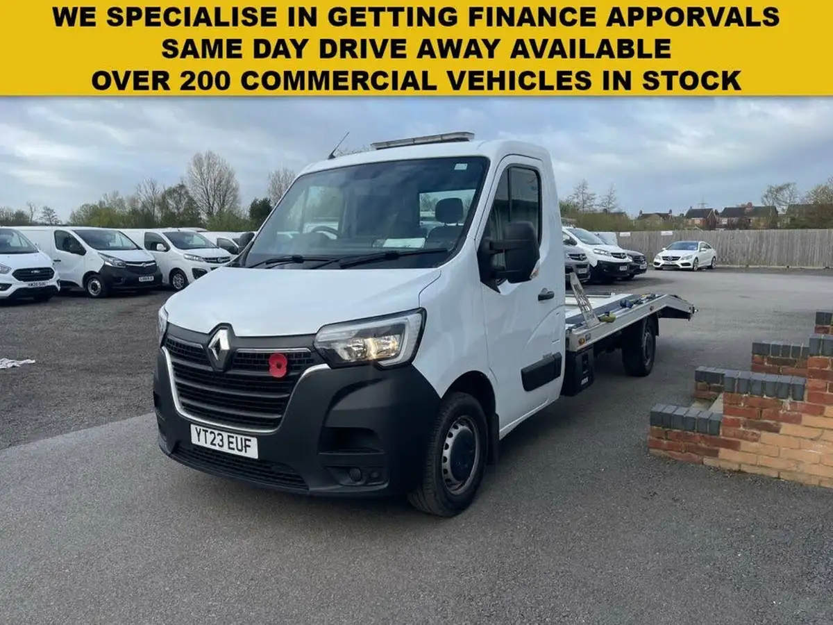 2023-renault-master-23dci-ll35-145-business-chassis-cab-big-3