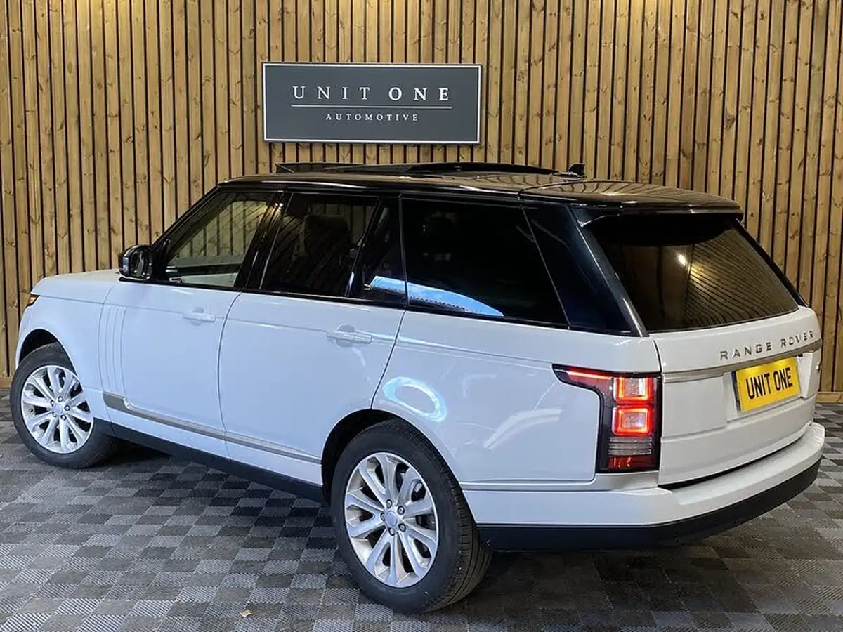 2016-land-rover-range-rover-30tdv6-vogue-30td-v6-awd-big-6