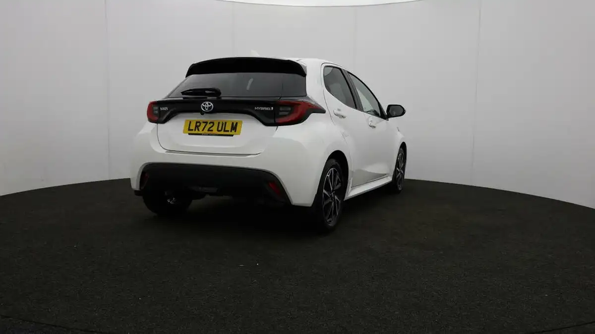 2022-toyota-yaris-15-vvt-i-design-big-75