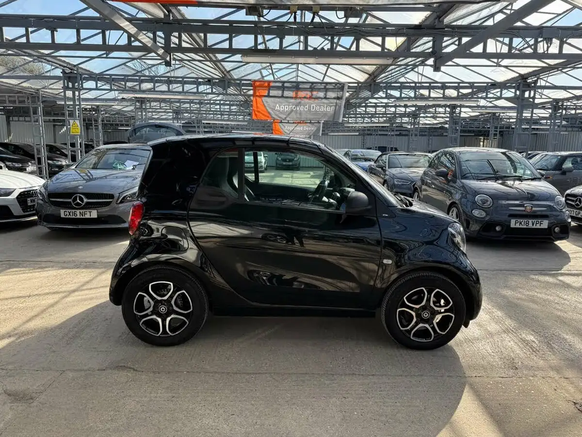 2015-smart-fortwo-09-prime-premiumss-big-4
