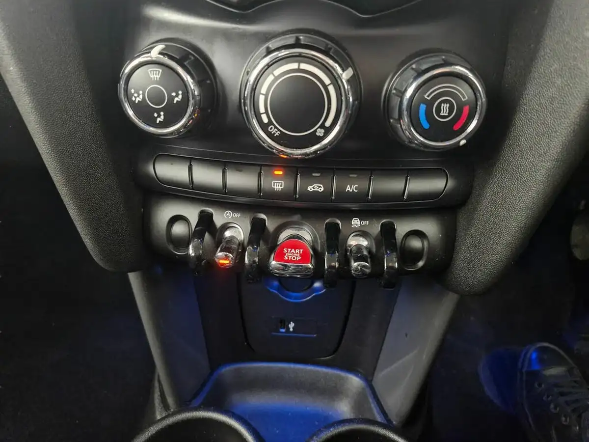 2020-mini-countryman-15-cooper-classic-big-22