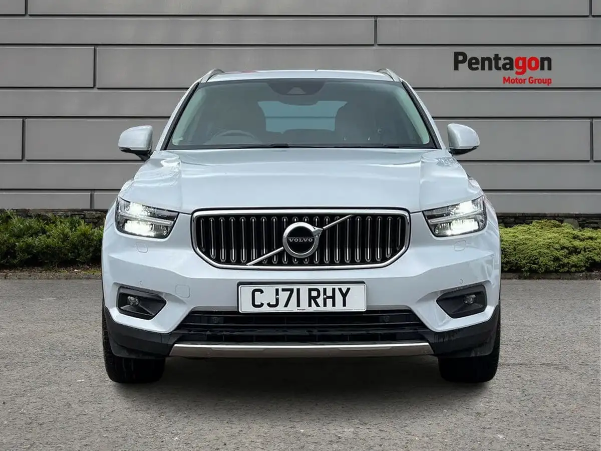 2021-volvo-xc40-20-b4-inscription-pro-194bhp-auto-big-12