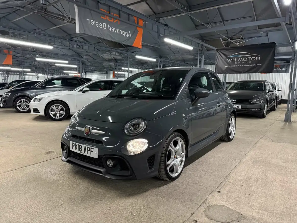 2018-abarth-595-14-tjet-big-13
