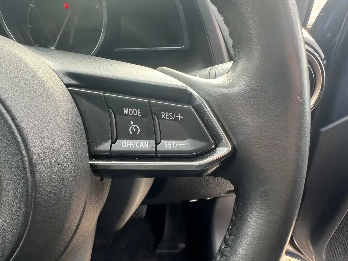 2017-mazda-mazda2-15-gt-big-16