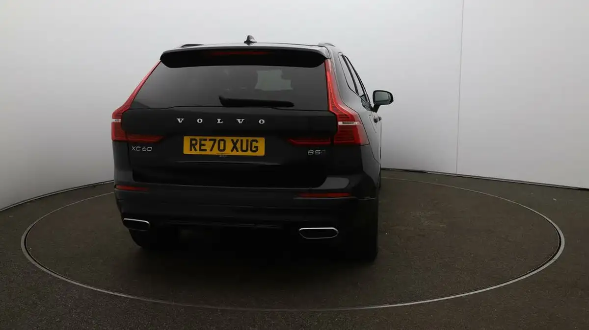 2021-volvo-xc60-20-b5-r-design-awd-big-48
