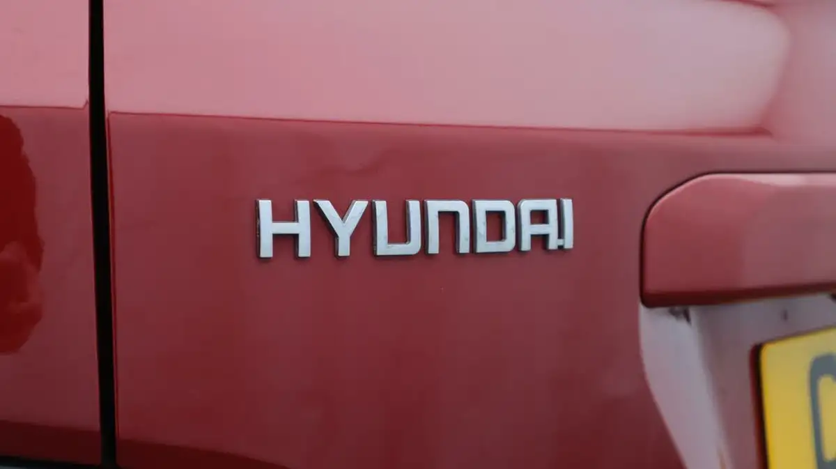 2022-hyundai-kona-e-premium-204ps-64kwh-7kw-obc-big-20
