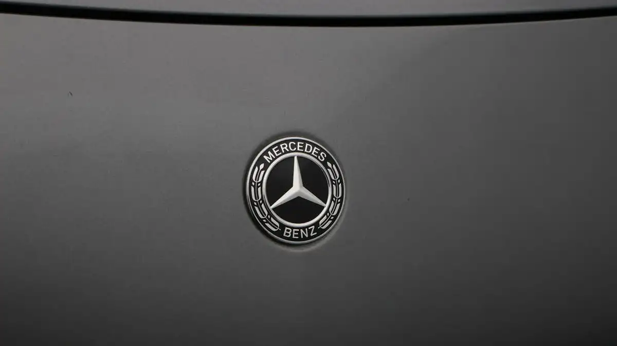 2018-mercedes-benz-a-class-13-a200-amg-line-ss-hatchback-5d-7g-dct-big-22