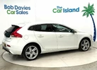 2019-volvo-v40-15-t2-r-design-edition-small-9