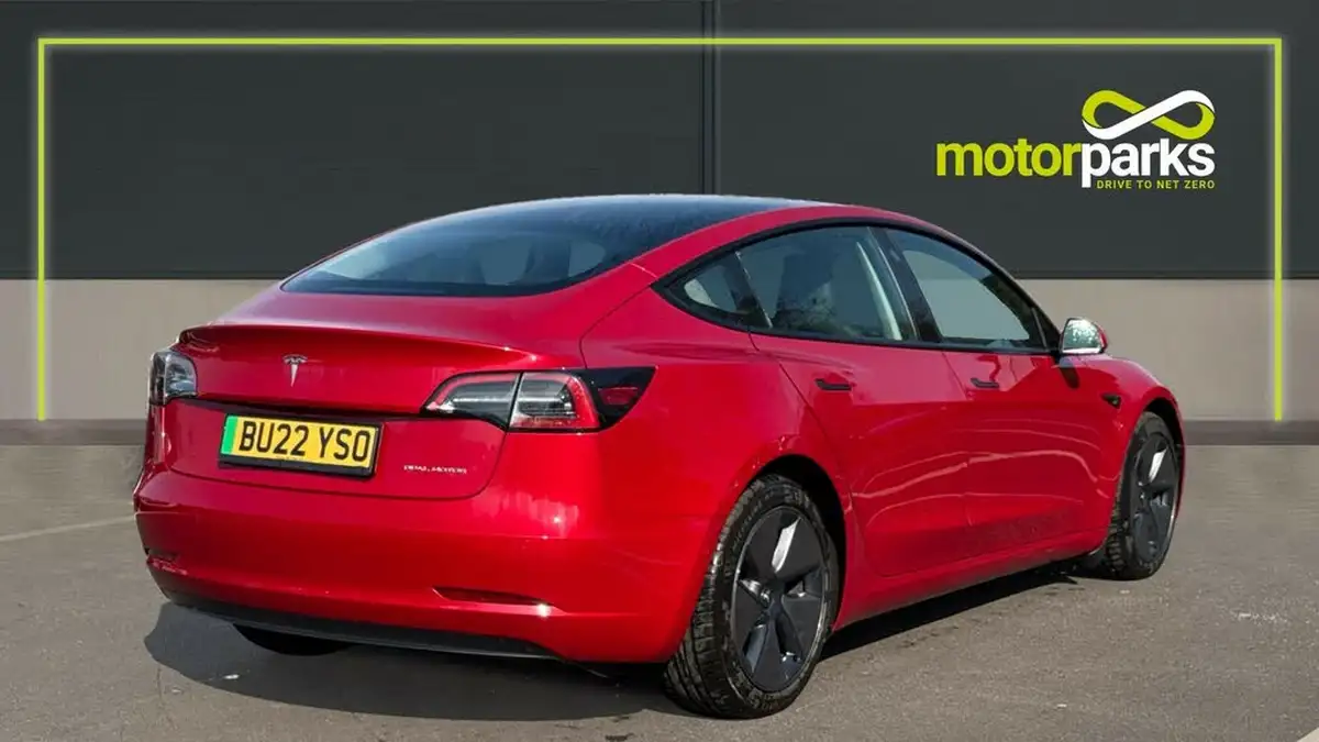 2022-tesla-model-3-e-long-range-big-2