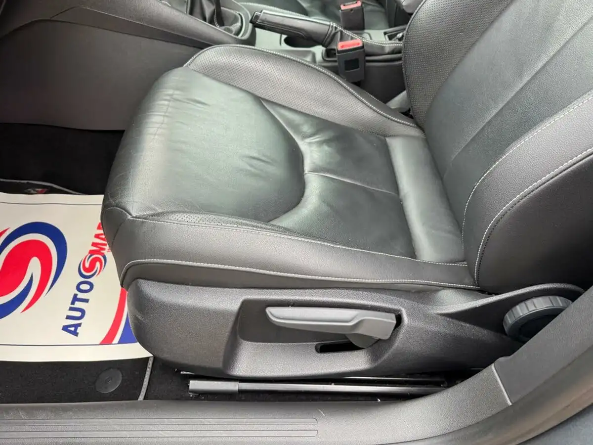 2015-seat-leon-20-cupra-280-sports-tourer-5d-big-68
