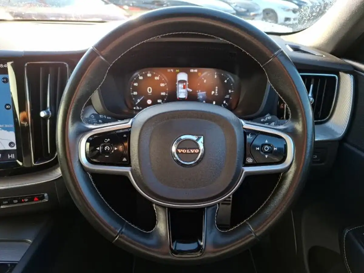 2021-volvo-xc60-20td-b4-r-design-awd-big-11