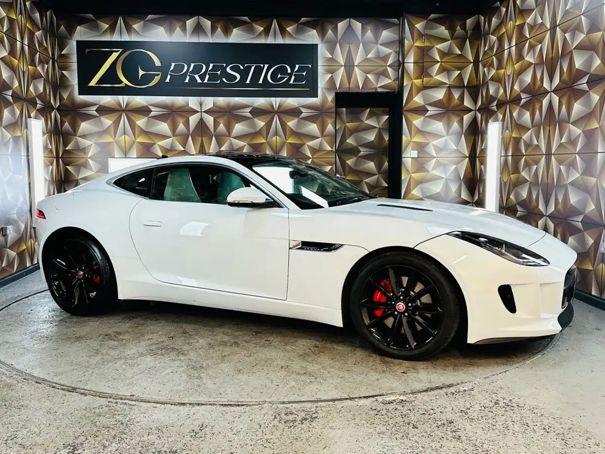 2014-jaguar-f-type-30-v6-coupe-quickshift-big-0