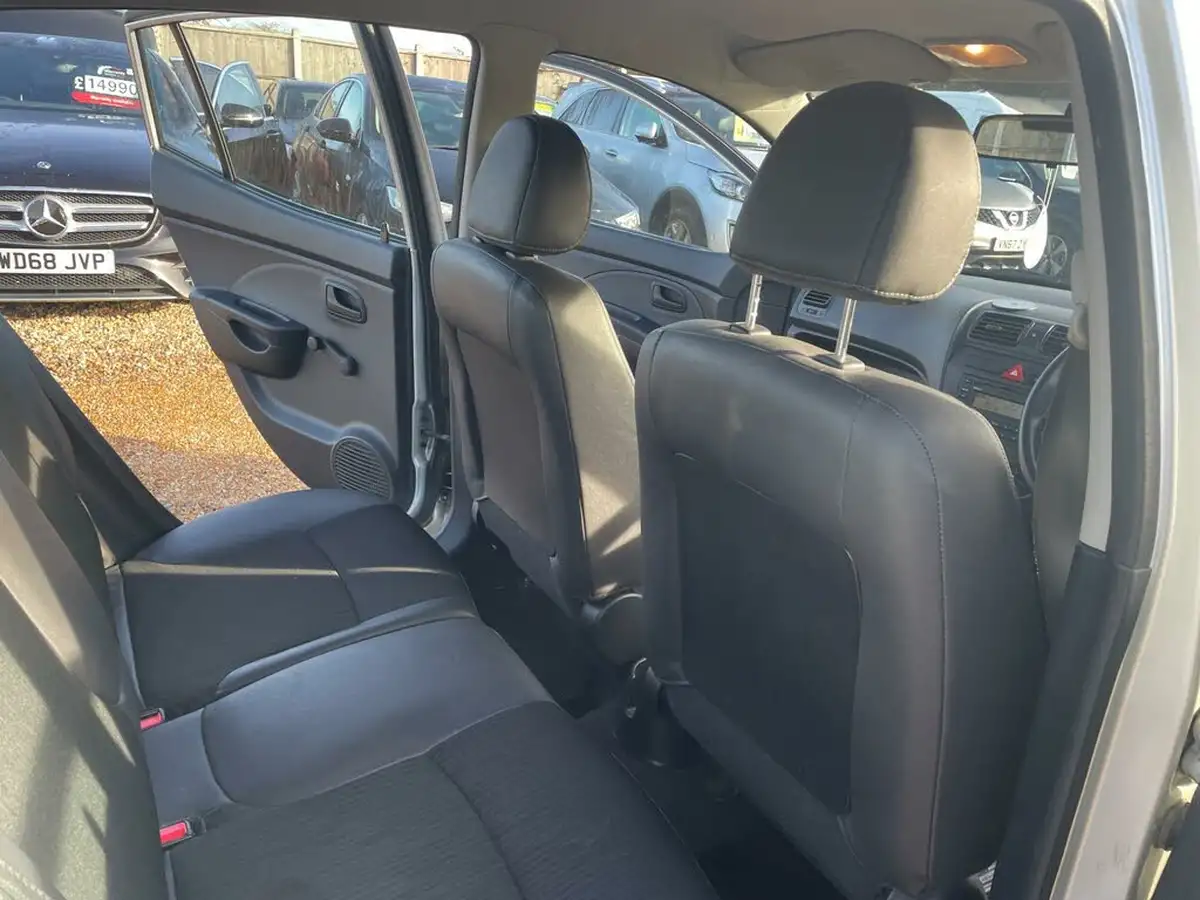 2010-kia-picanto-10-picanto-1-60bhp-big-31