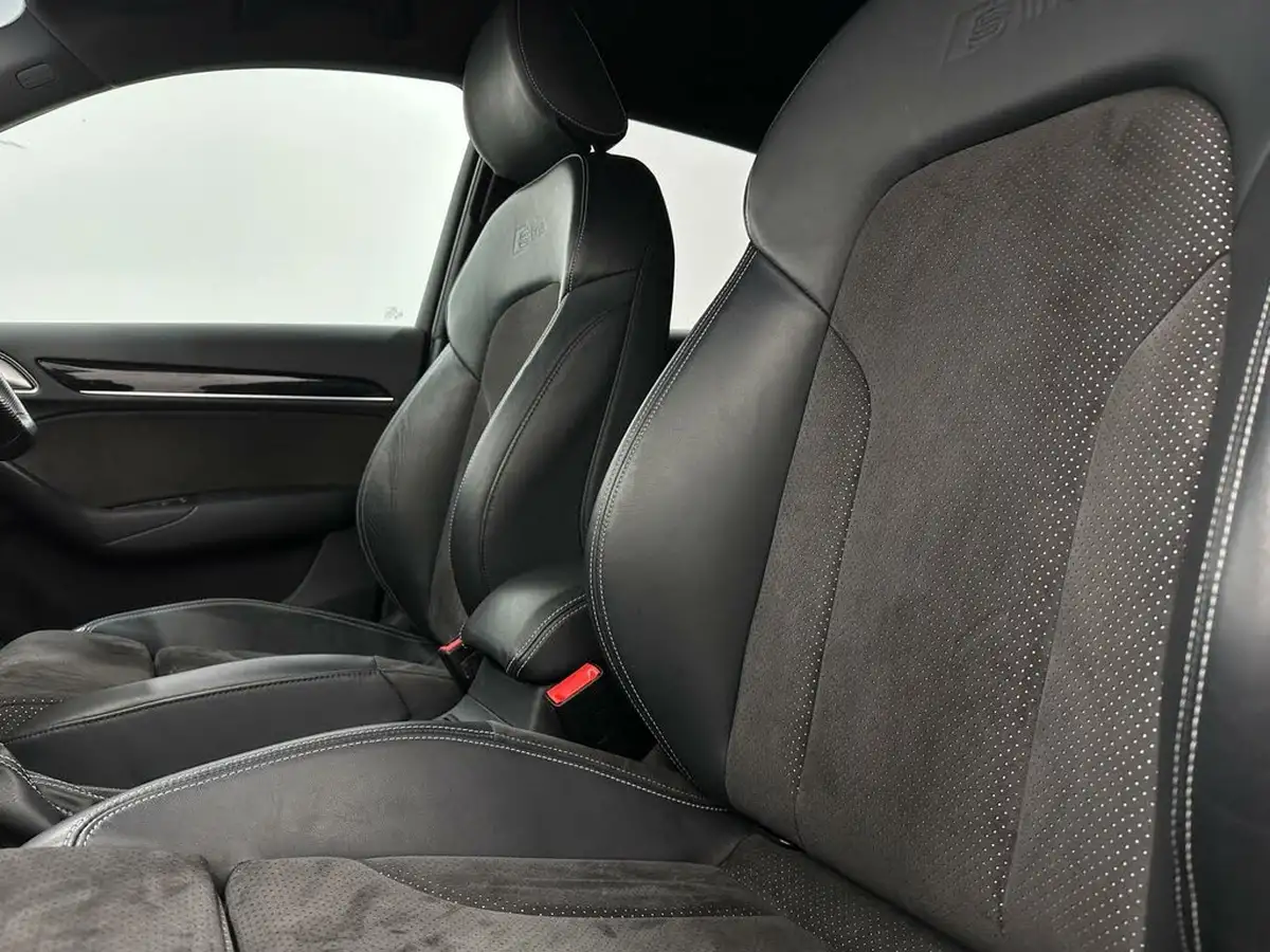 2018-audi-q3-20-tfsi-quattro-black-edition-big-36