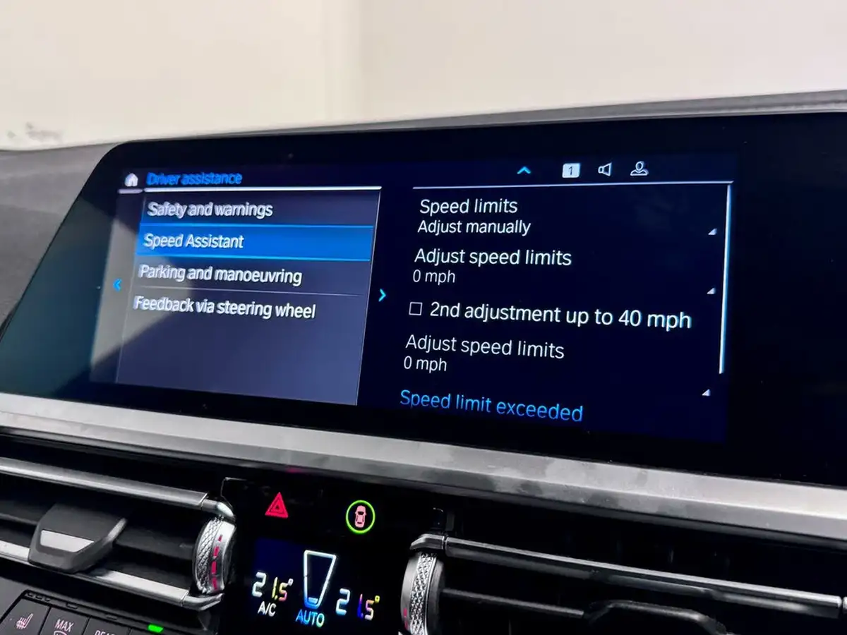 2020-bmw-3-series-20-330e-m-sport-tech-pack-saloon-4d-big-44