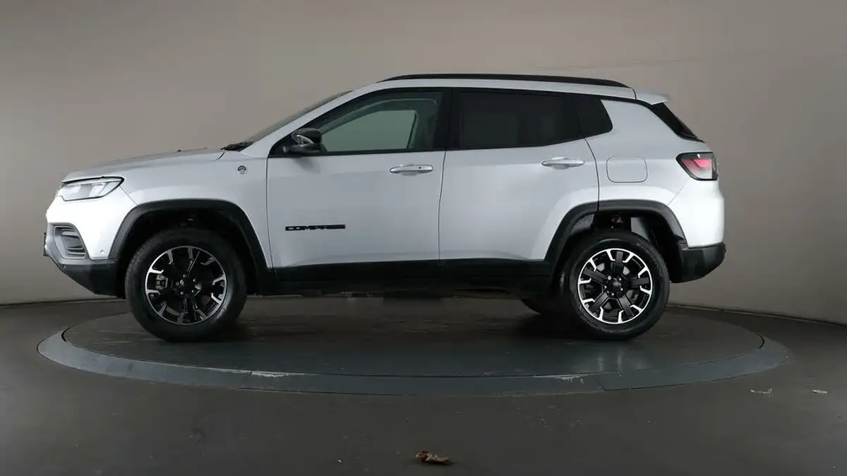 2022-jeep-compass-13-gse-trailhawk-big-38