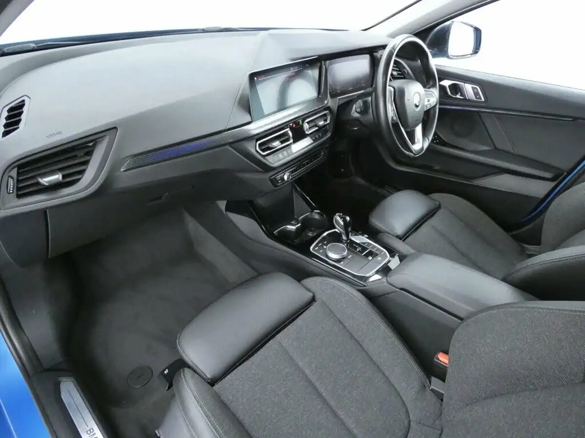 2021-bmw-1-series-15-118i-sport-lcp-dct-big-20