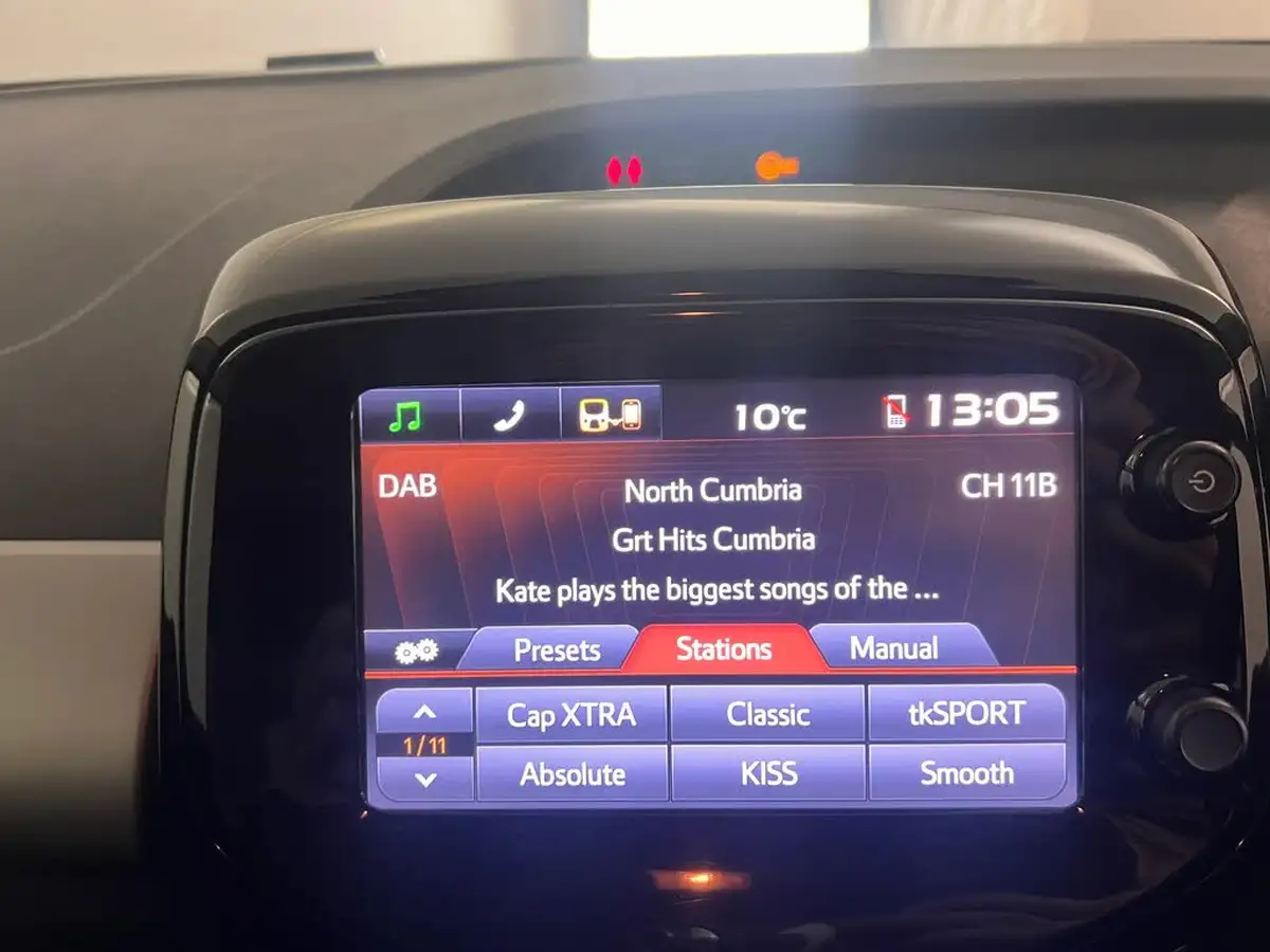 2017-citroen-c1-12-puretech-flair-5d-big-21