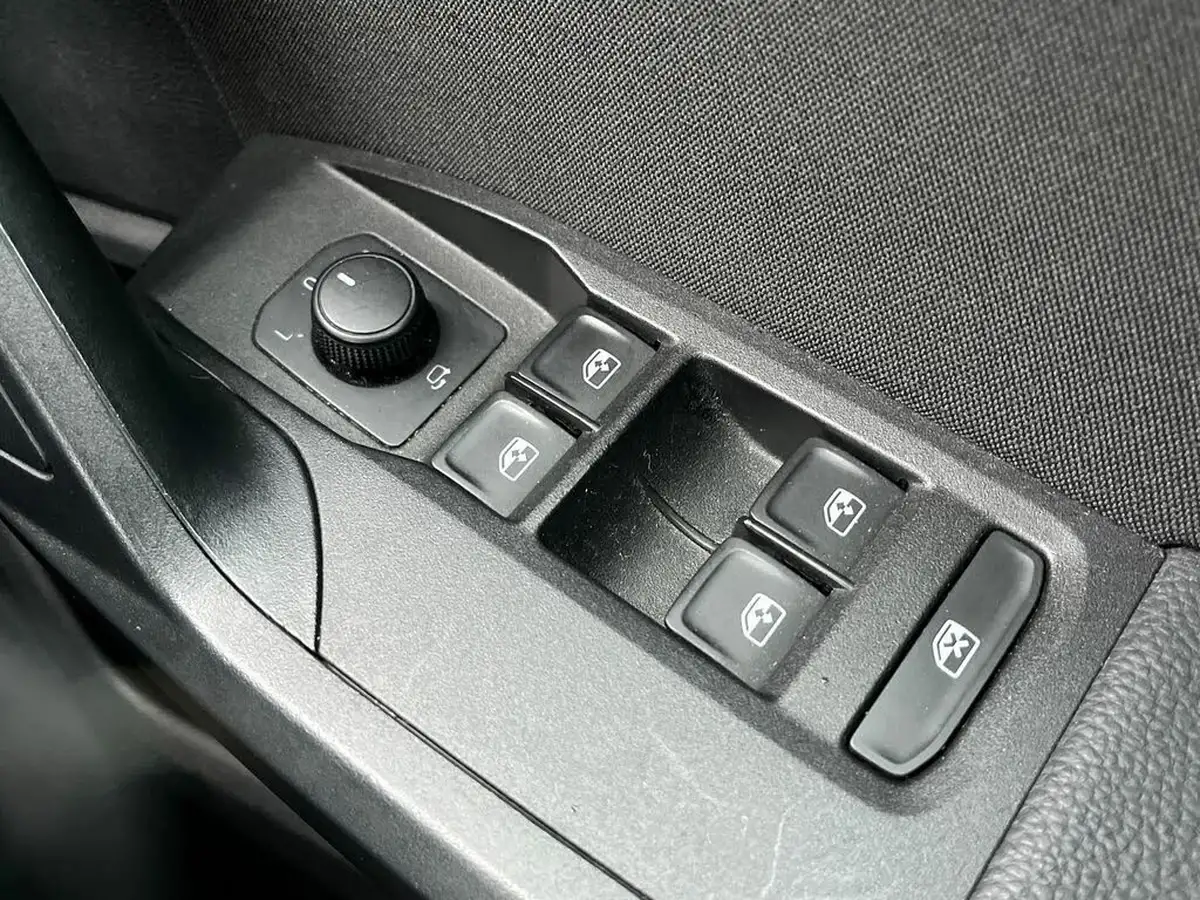 2021-seat-arona-10-tsi-fr-110ps-dsg-big-28