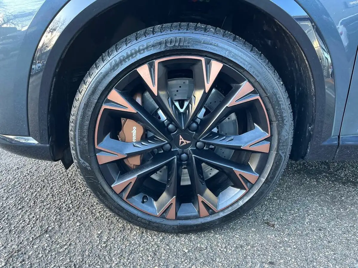 2024-cupra-formentor-15-e-hybrid-vz-first-edition-big-16