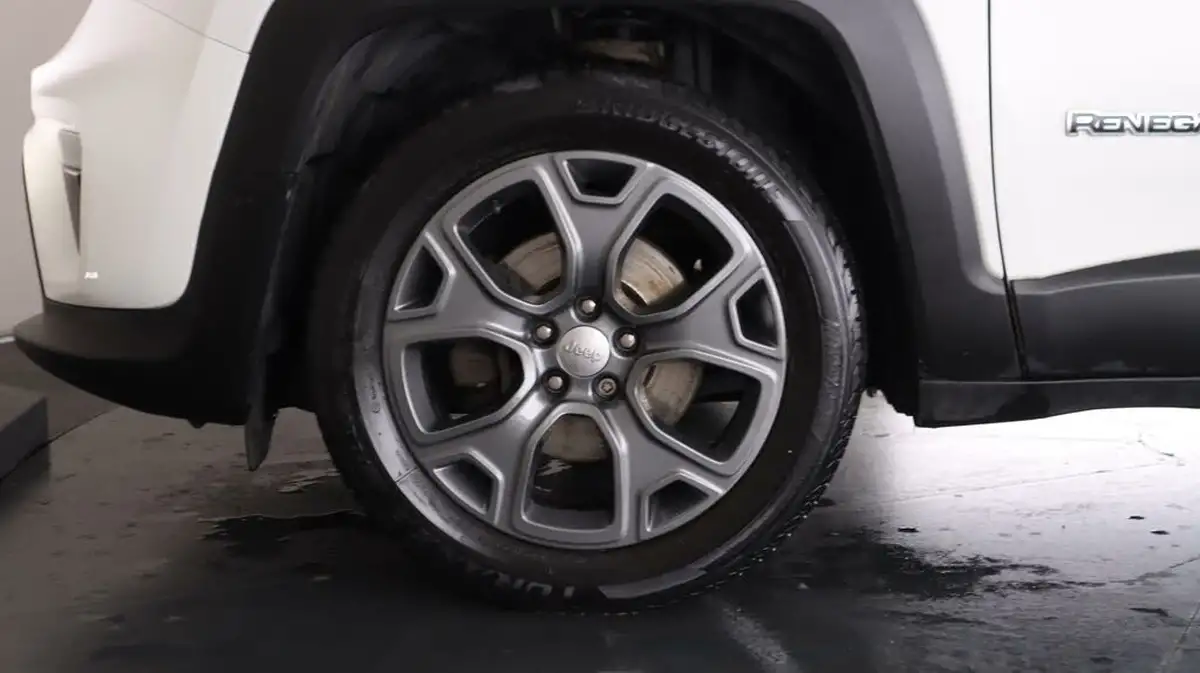 2019-jeep-renegade-10-gse-limited-big-18