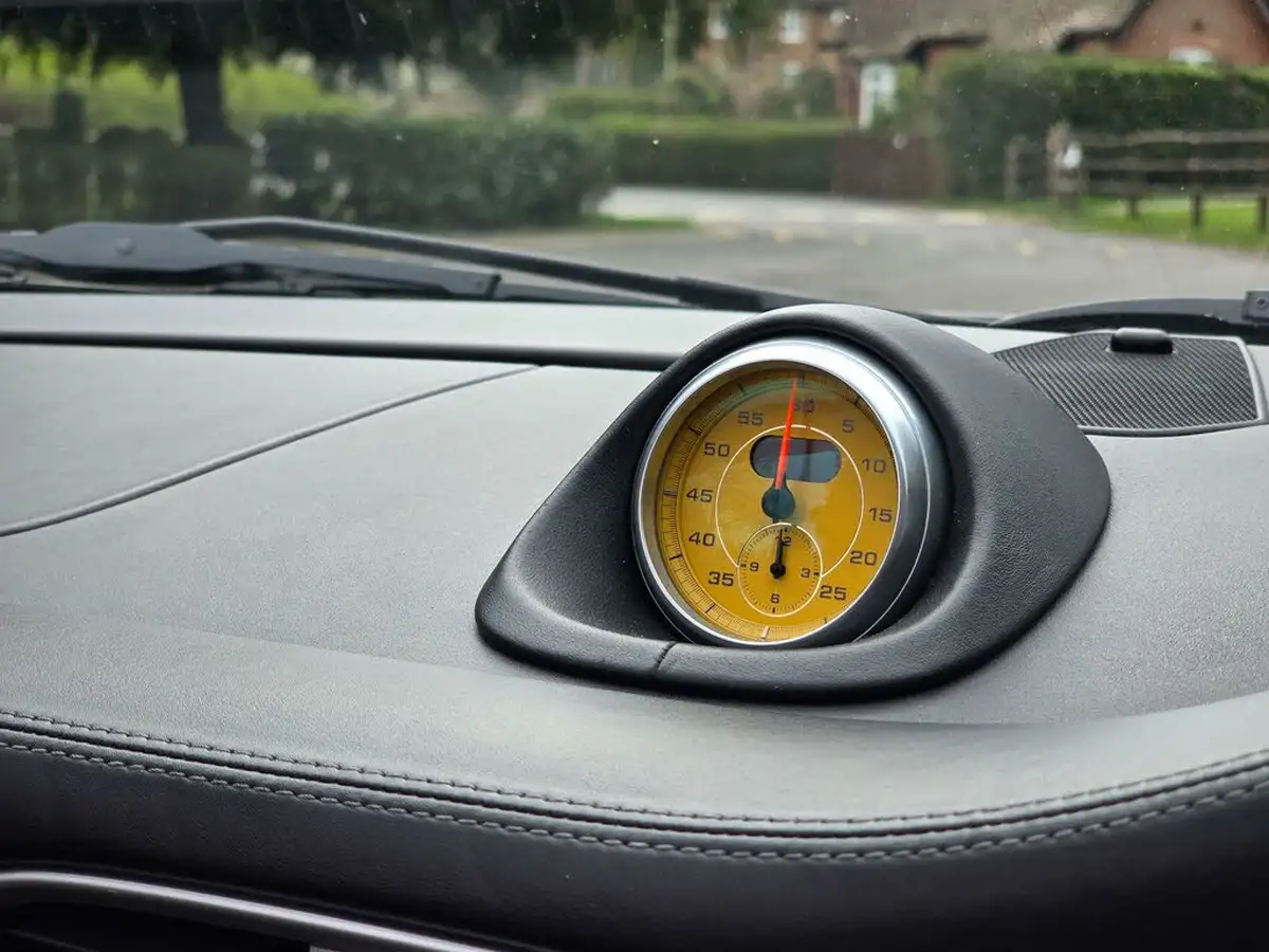 2011-porsche-911-38-turbo-s-cabriolet-big-34