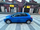 2010-toyota-auris-16-tr-v-matic-5d-small-4