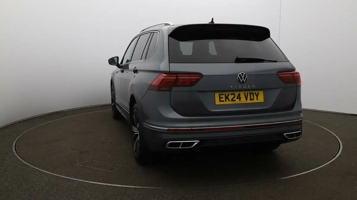 2024-volkswagen-tiguan-allspace-15-tsi-r-line-big-60