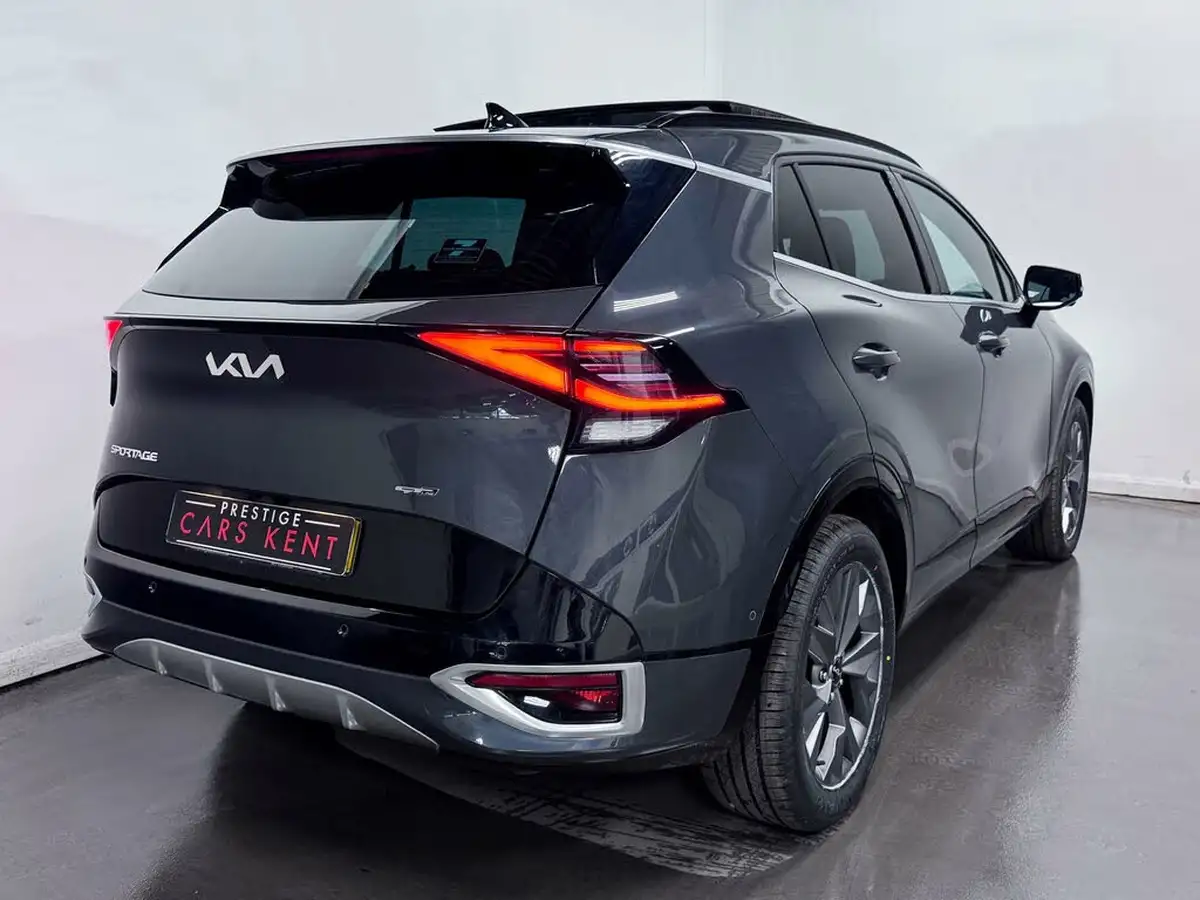 2023-kia-sportage-16-t-gdi-gt-line-226bhp-hev-auto-big-13