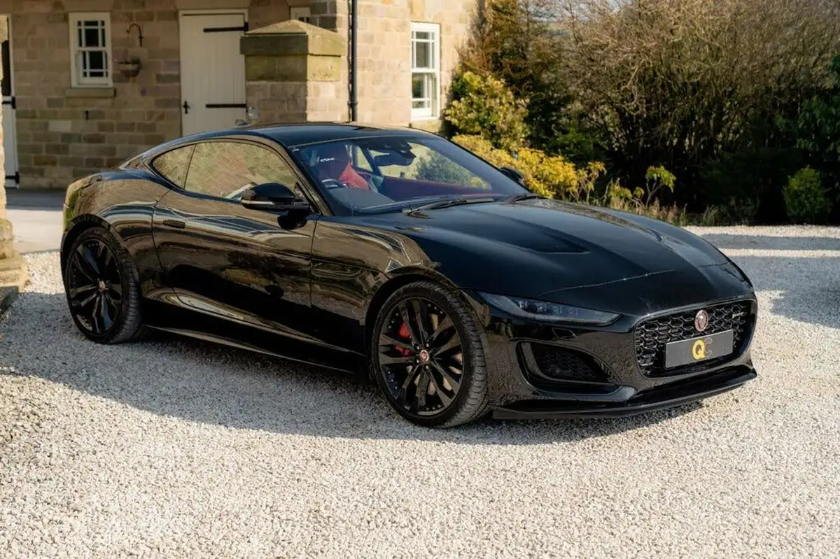 2022-jaguar-f-type-50-v8-p450-r-dynamic-black-awd-coupe-big-1