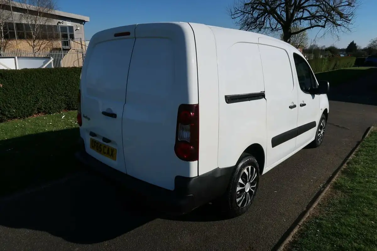 2016-citroen-berlingo-16td-l2-725-x-16hdi-90-big-12