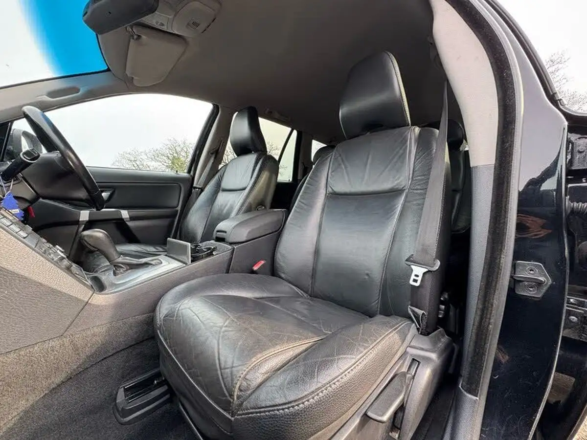 2011-volvo-xc90-24td-d5-se-200ps-geartronic-big-15