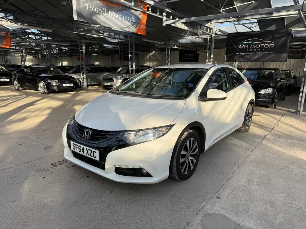 2014-honda-civic-16td-se-plus-hatchback-big-14