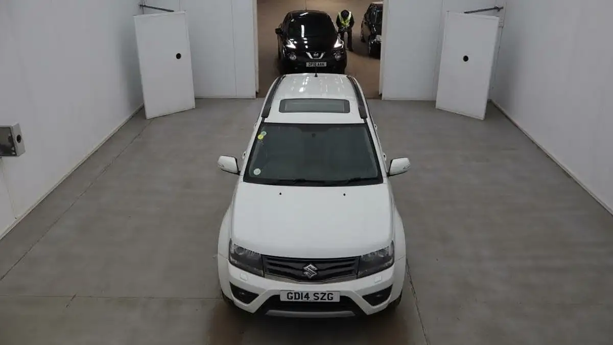 2014-suzuki-grand-vitara-24-sz5-auto-big-8