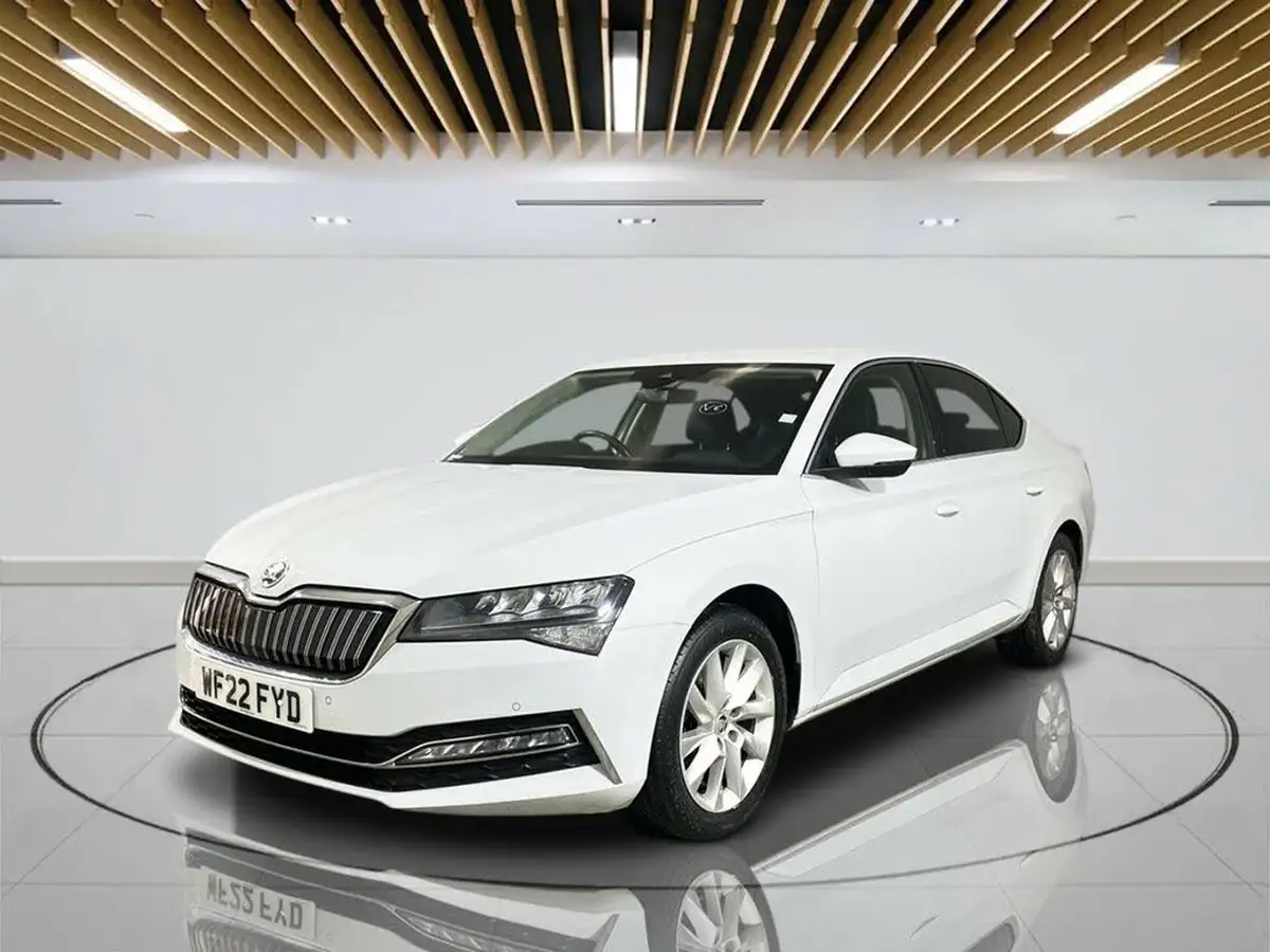 2022-skoda-superb-14-tsi-se-technology-218ps-hatchback-big-4