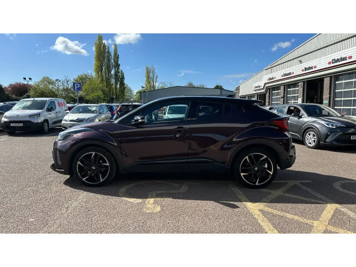 2023-toyota-c-hr-18-vvt-i-gr-sport-big-16