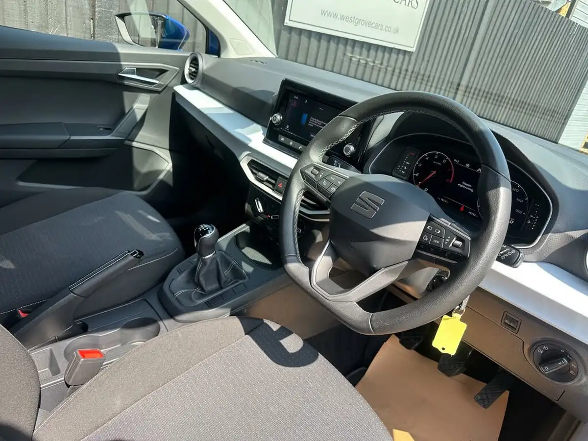 2023-seat-ibiza-10-tsi-se-big-16