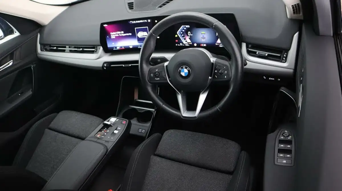 2022-bmw-x1-20td-sdrive18d-sport-steptronic-big-8