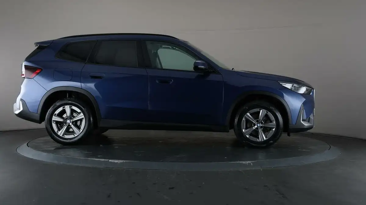 2022-bmw-x1-20td-sdrive18d-sport-steptronic-big-60