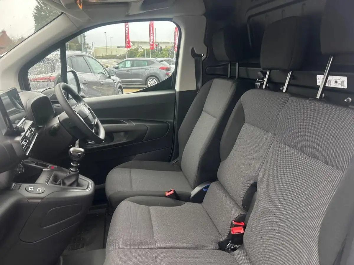 2024-fiat-doblo-15bluehdi-standard-l1h1-swb-100bhpeu6d-l1h1-1000kg-big-9