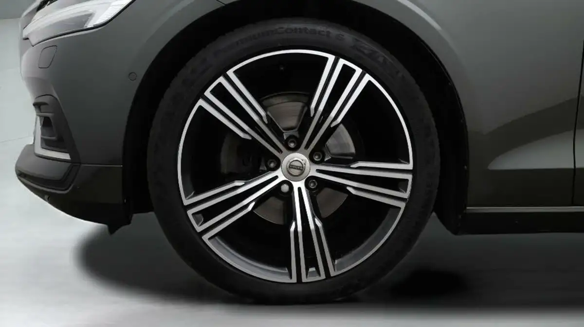 2018-volvo-v60-20td-d4-inscription-pro-geartronic-big-18