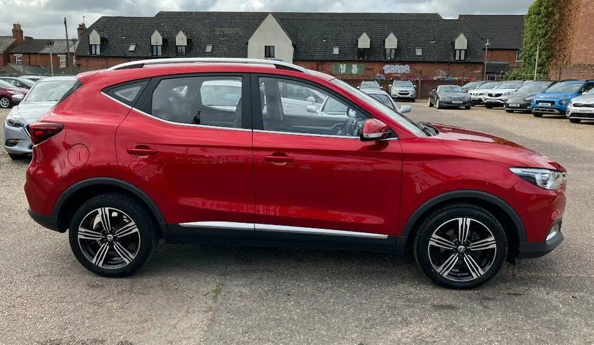 2018-mg-zs-suv-15-vti-tech-exclusive-big-1