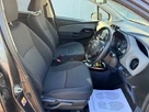 2016-toyota-yaris-15-vvt-i-design-hybrid-small-14