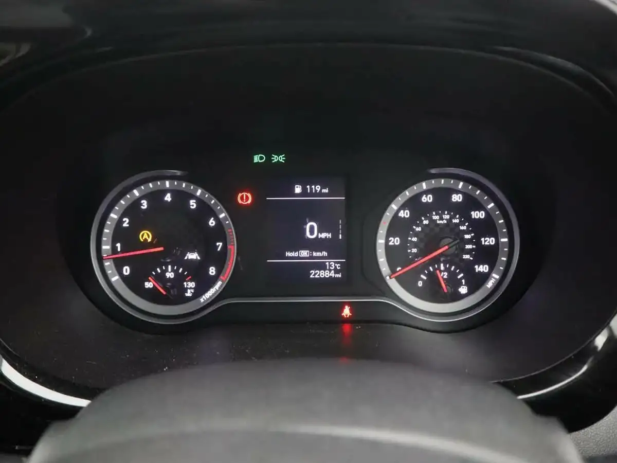 2021-hyundai-i10-12-premium-84ps-1197cc-big-16